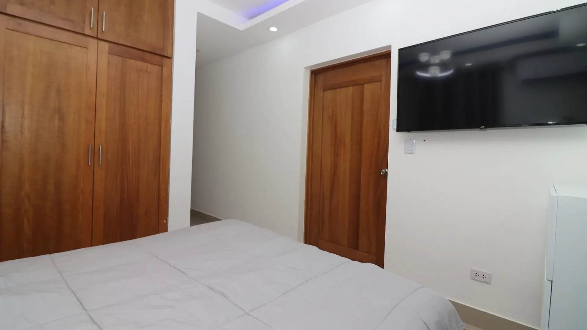Modern Luxury Apt W Outdoor Jacuzzi Santiago De Los Caballeros Apartmán